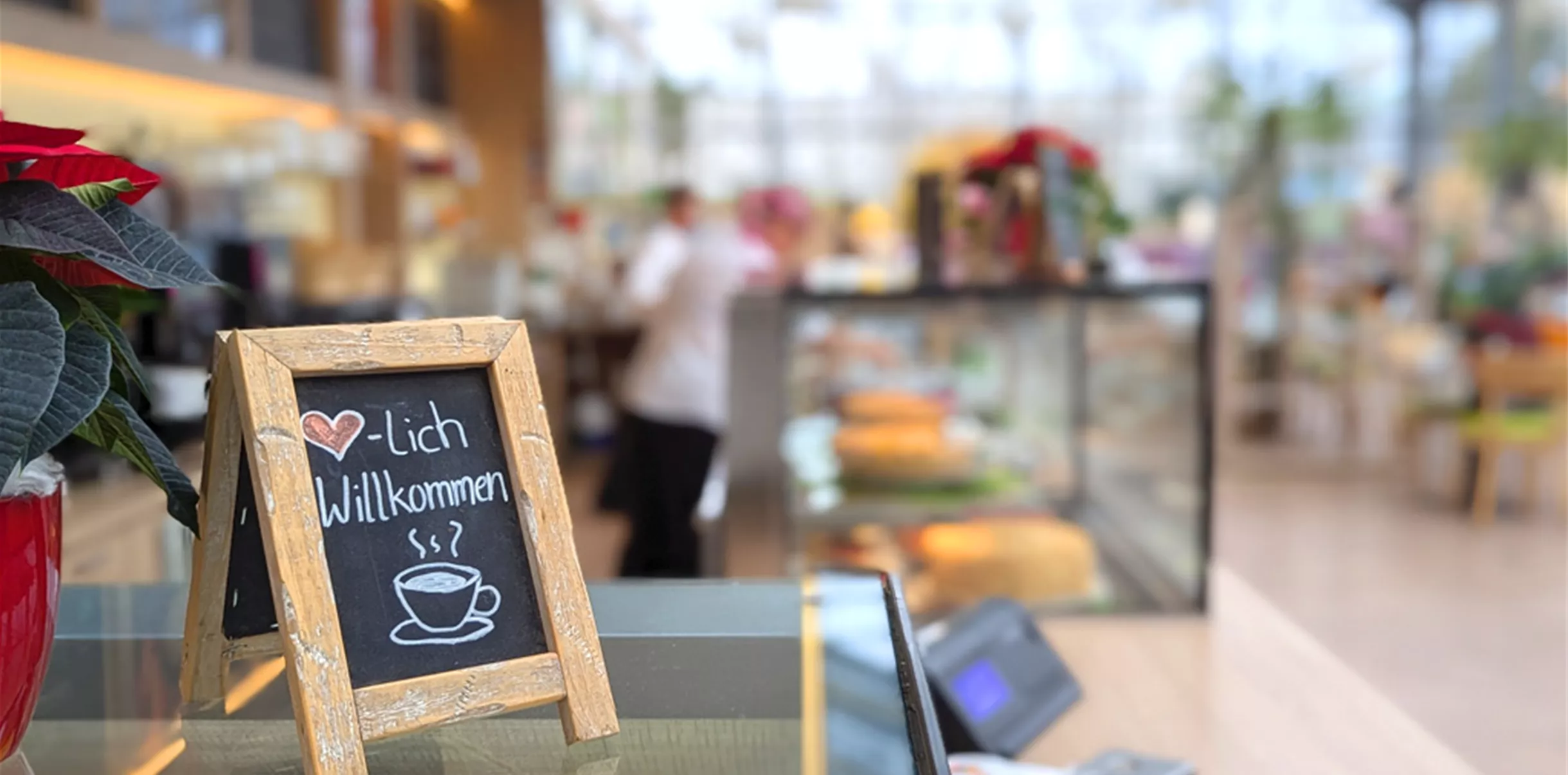 Cafe-Eingang.jpg