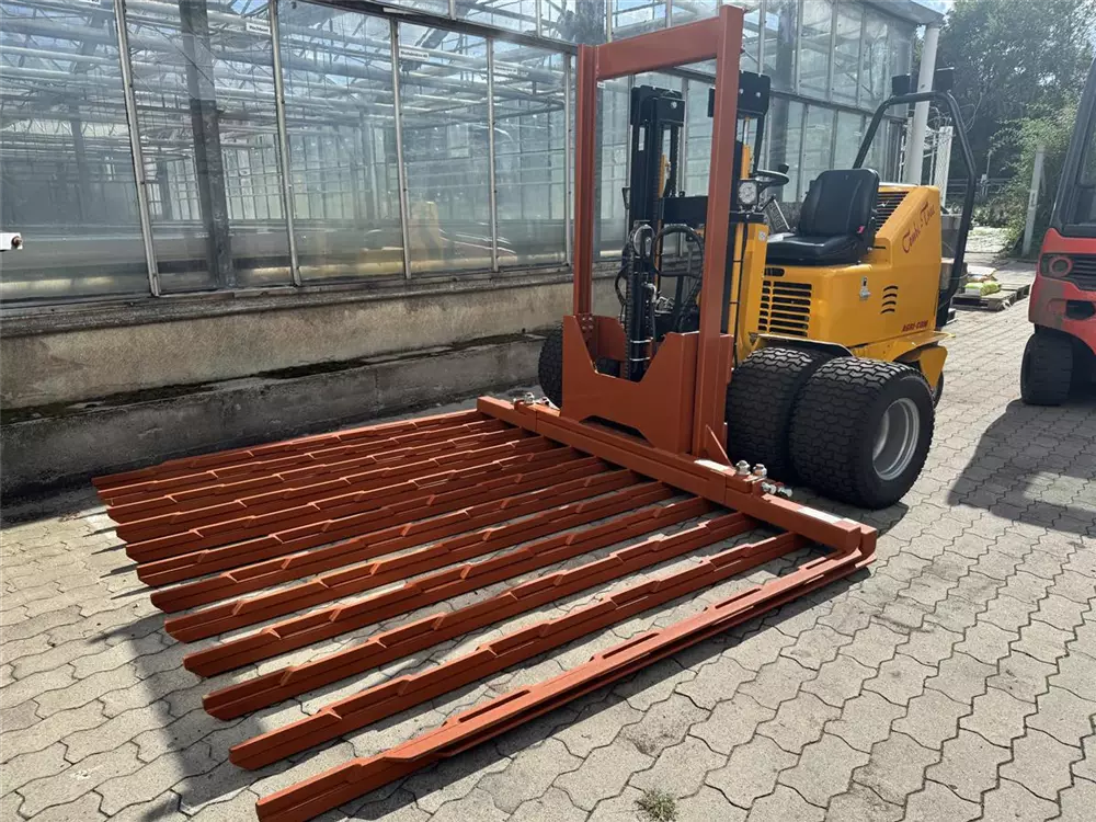Neuer Gabelstapler im Rosengut